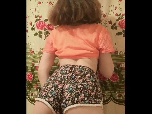 ❤️ Babe żagħżugħa sexy tqaxxir ix-xorts tagħha fuq il-kamera ☑ Super sess f'mt.klassikaprint.ru ﹏